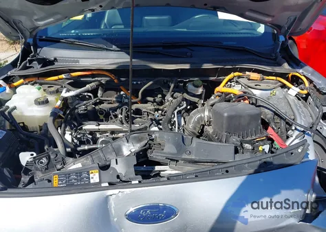 2022 Ford Escape Sel Plug-In Hybrid from USA, damaged, VIN 1FMCU0KZ4NUB95027